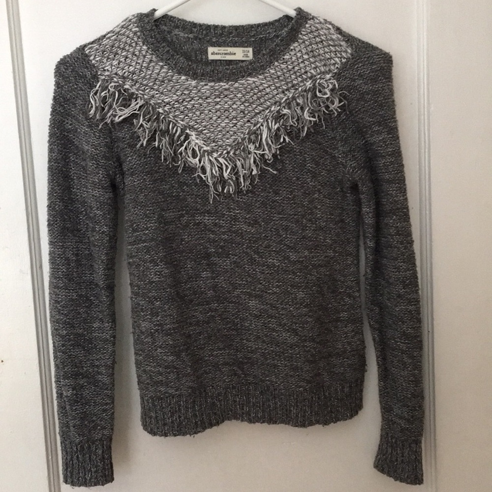 grey knitted sweater, great condition!